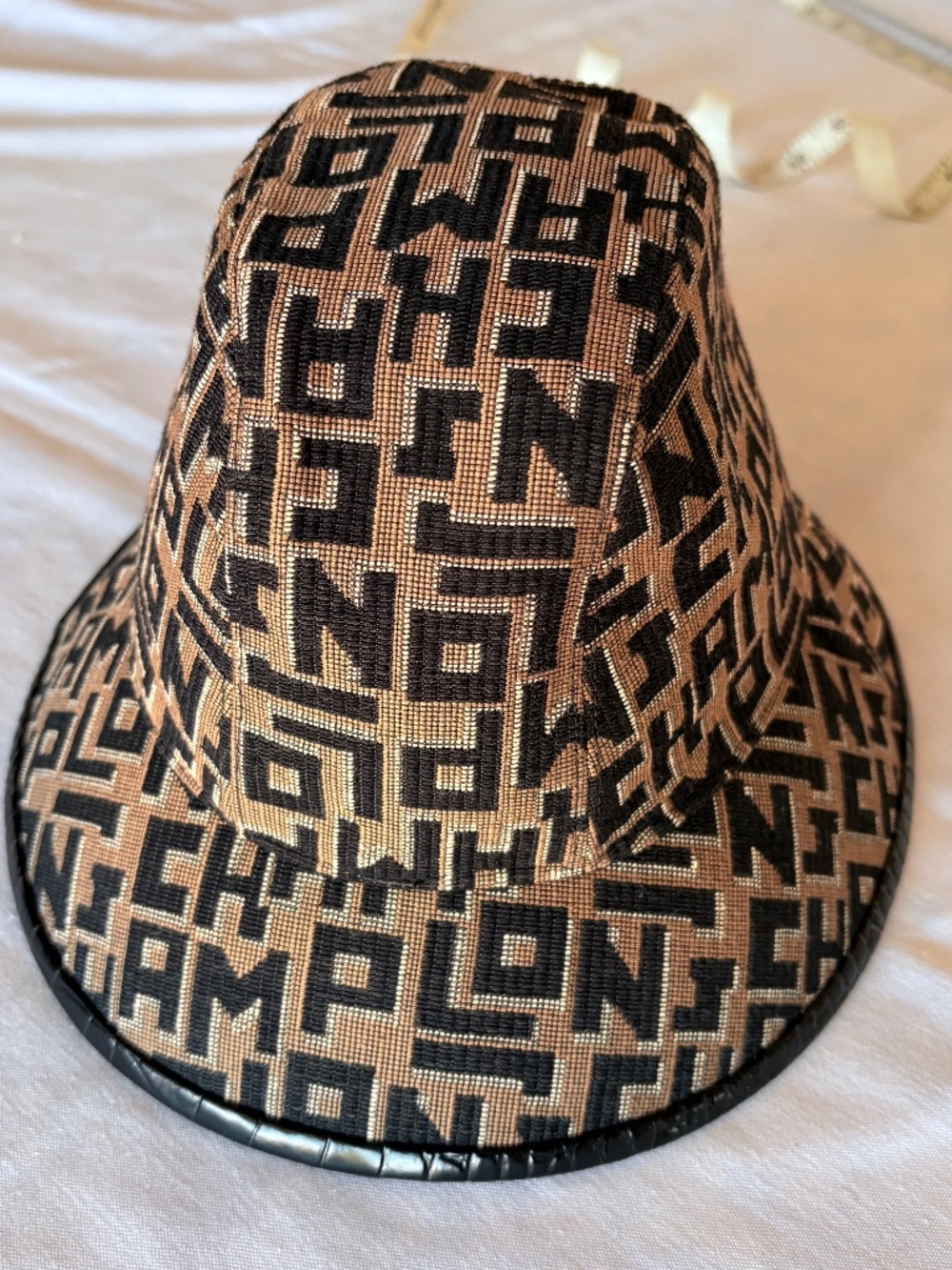 Longchamp hat